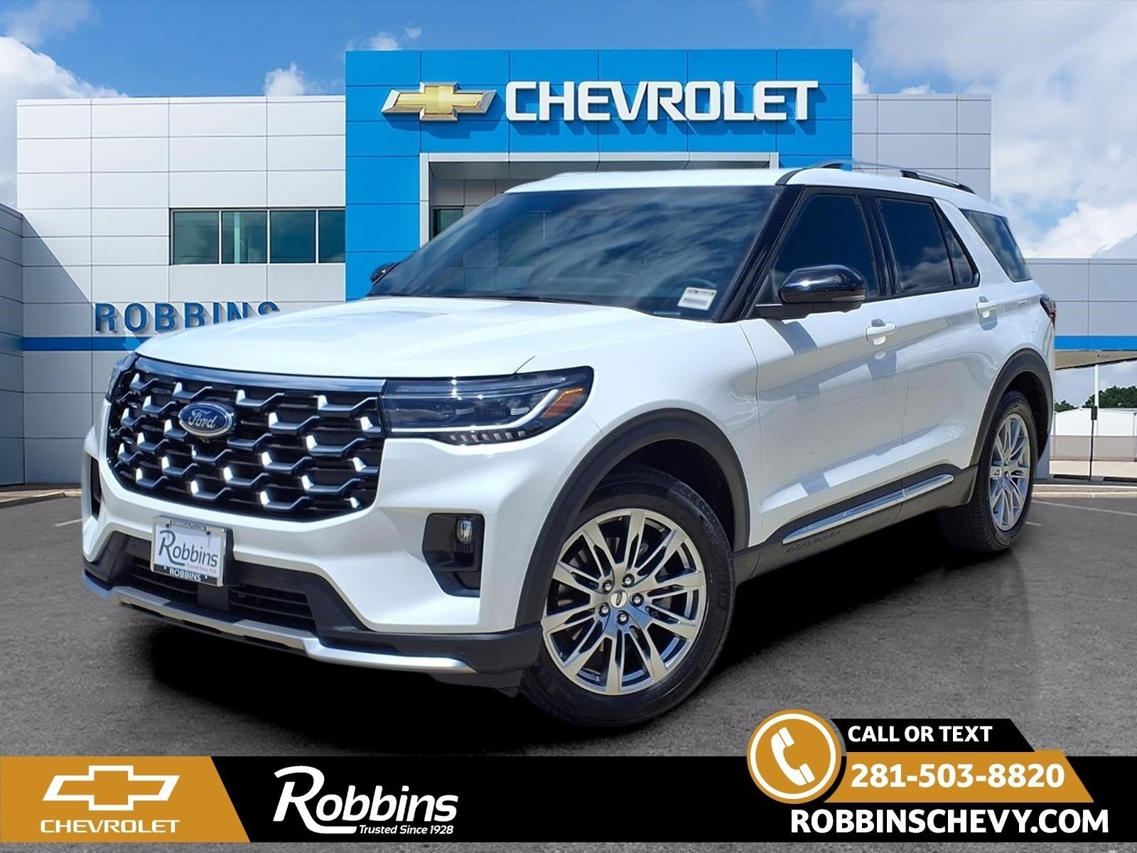 2025 Ford Explorer Platinum (PL535)'s photo