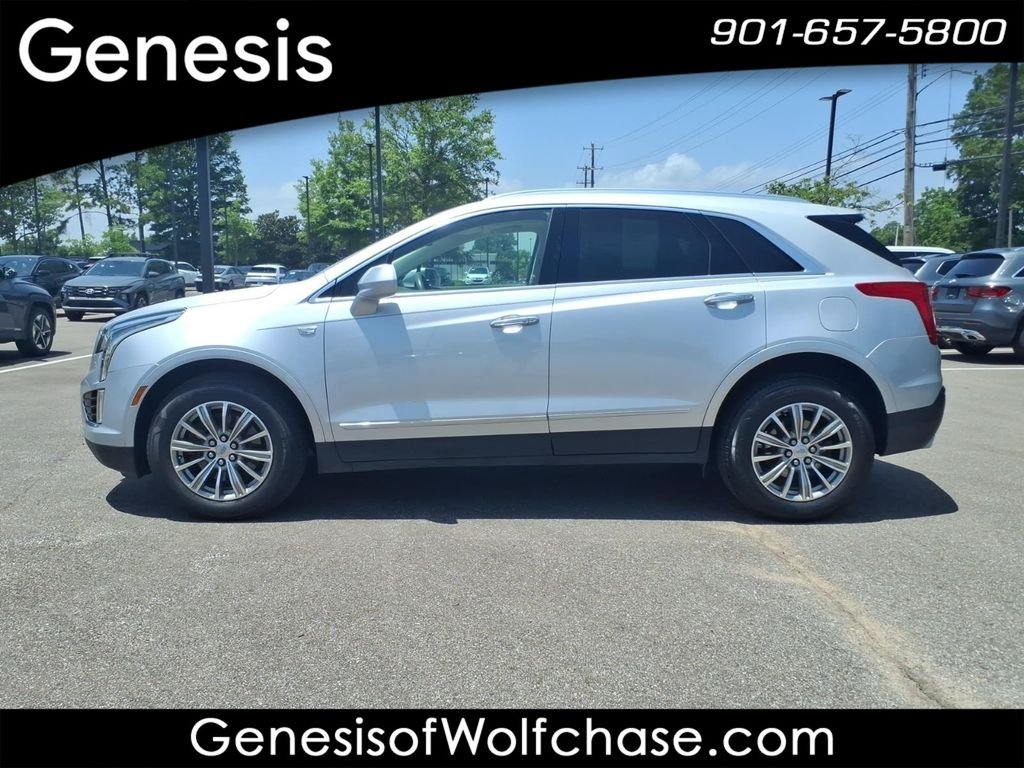 Used 2018 Silver Cadillac Luxury image 2
