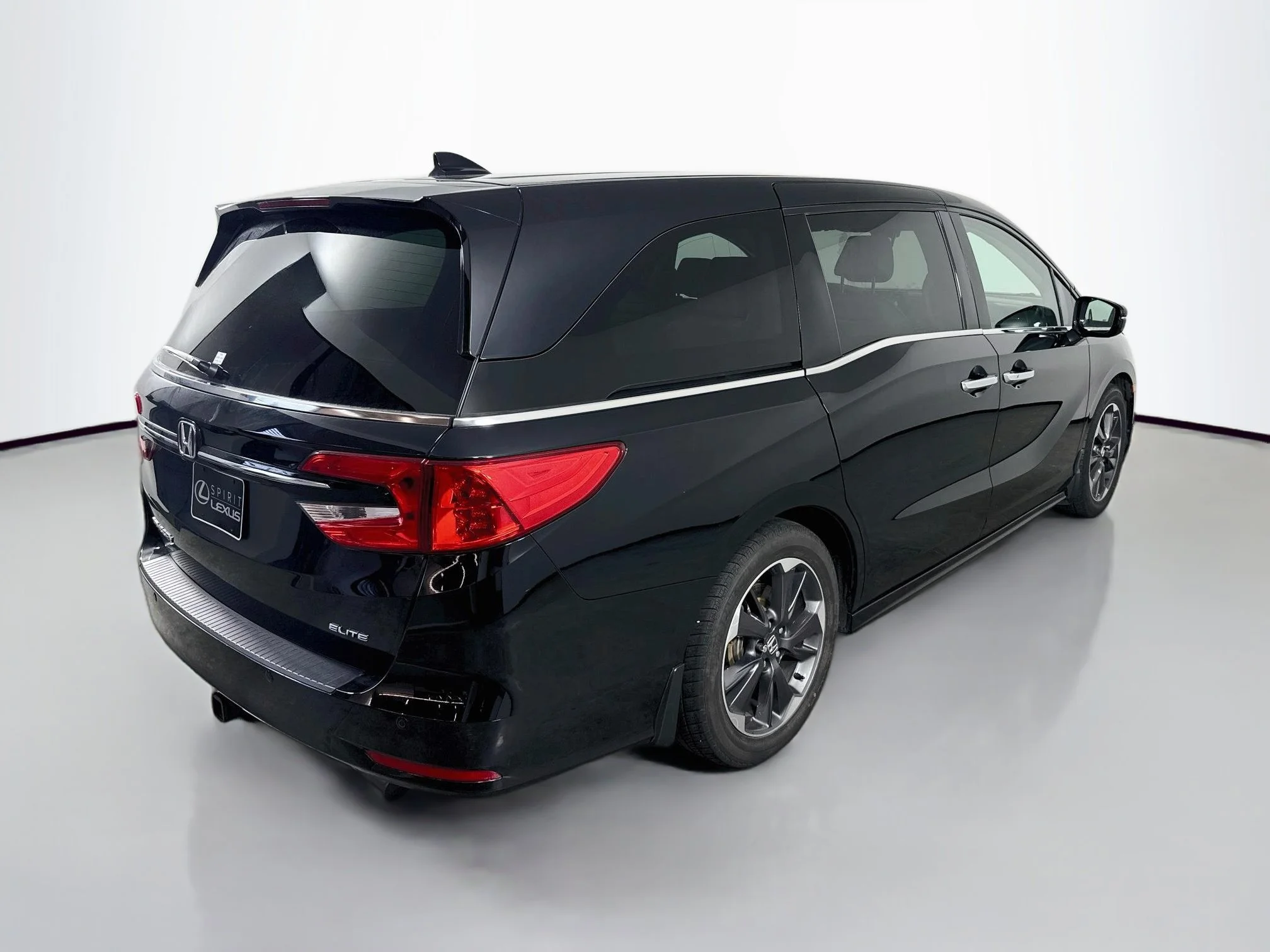Used 2021 Crystal Black Pearl Honda Elite image 7