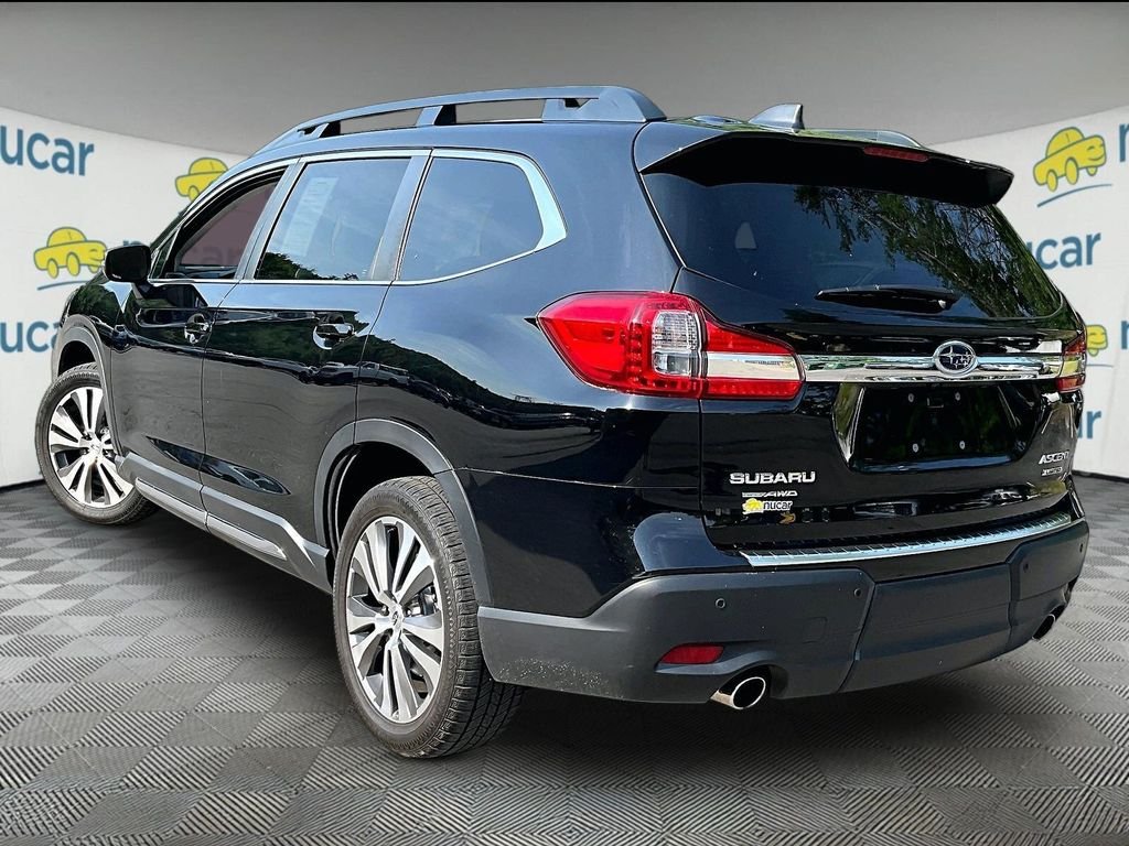 Used 2022 Crystal Black Silica Subaru Limited image 3