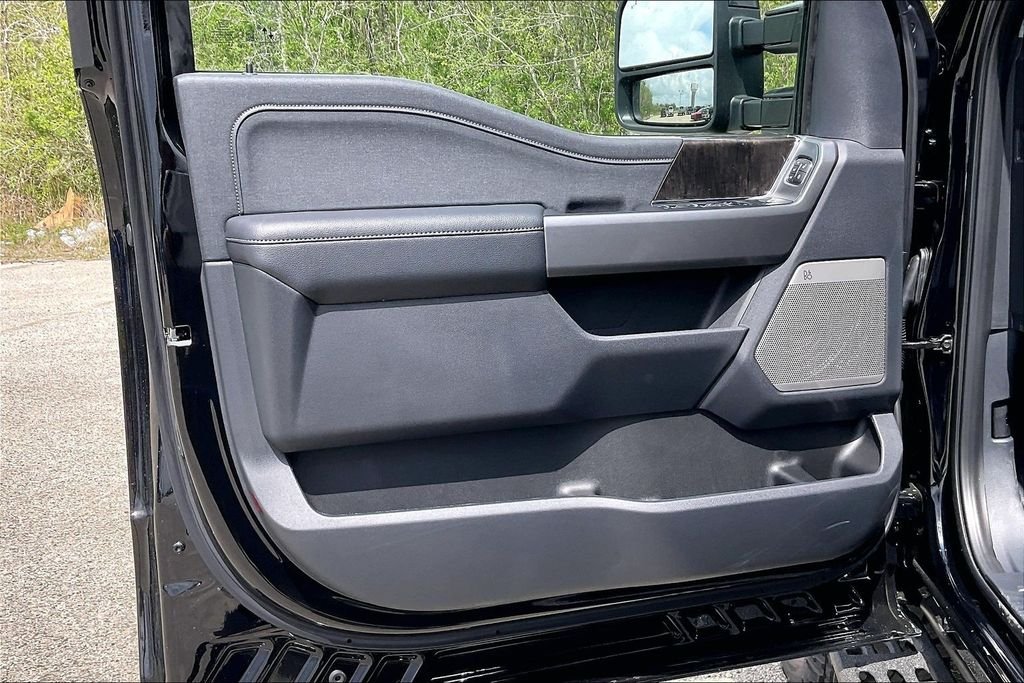 New 2026 Ford Super Duty F-250 Lariat 4D Crew Cab