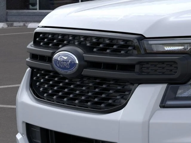 New 2026 Oxford White Ford XL image 17