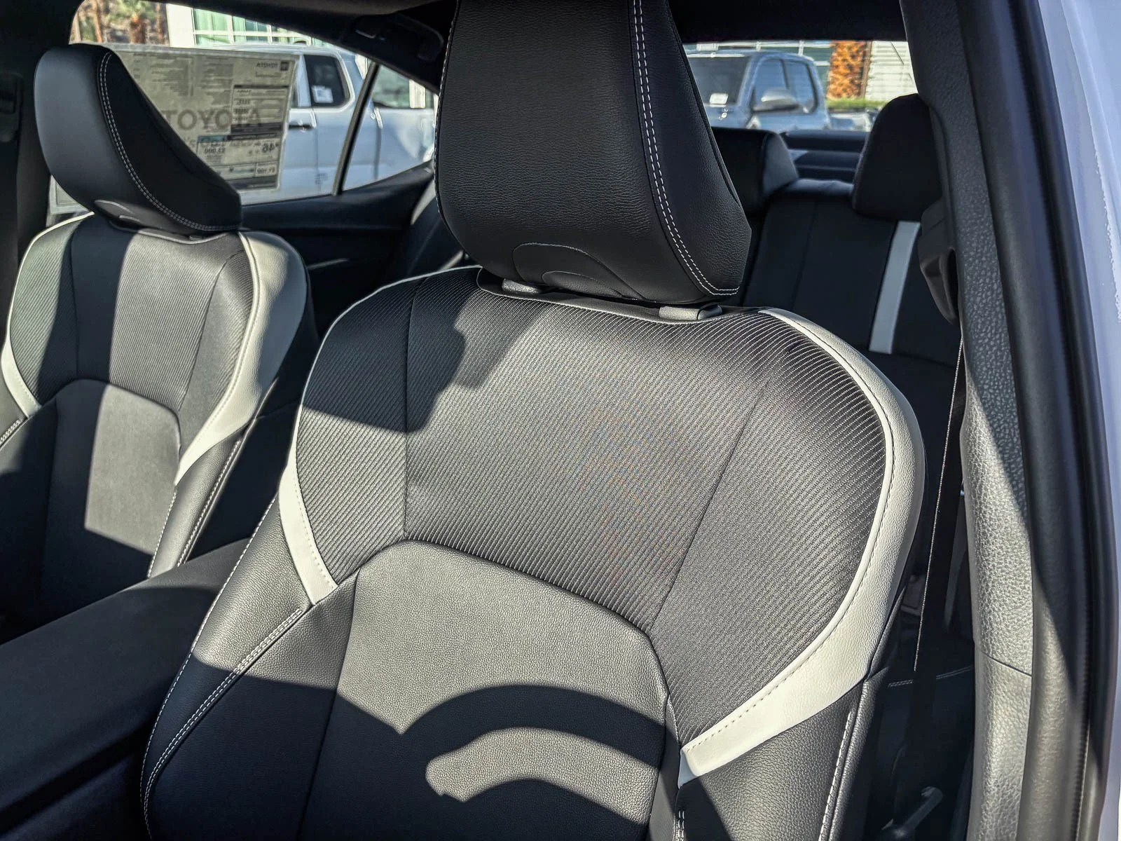 New 2026 Ice Cap Toyota SE image 23