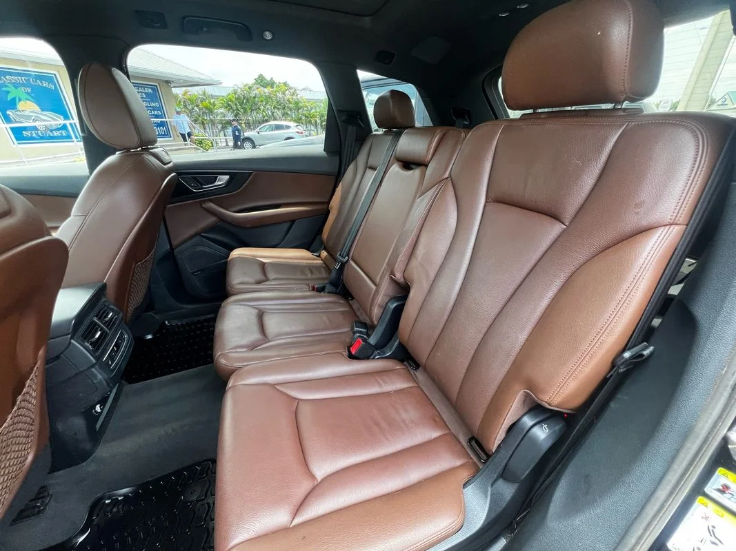 Used 2018  Audi 3.0T Premium image 22