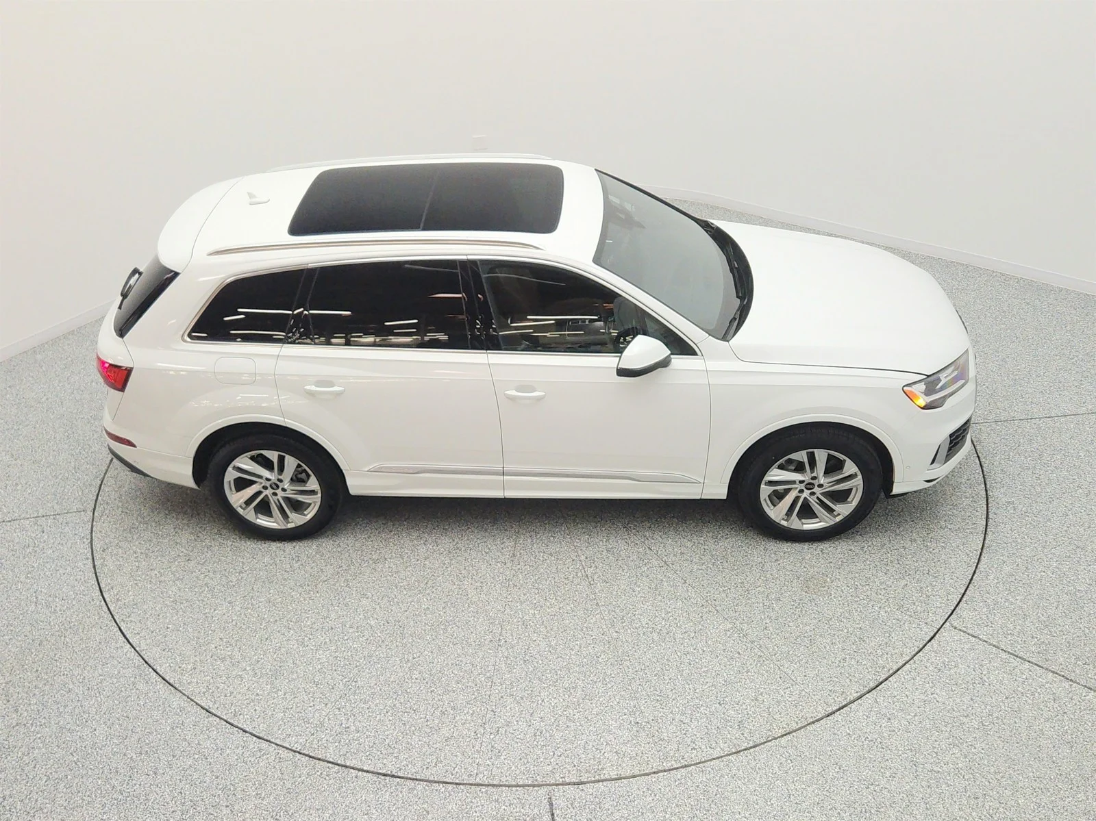 Used 2023 Carrara White Audi Premium 45 TFSI quattro image 25