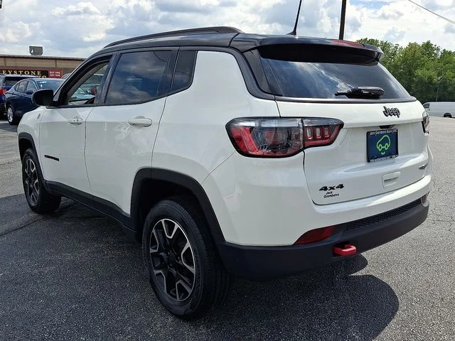 Used 2020 White Jeep Trailhawk image 4