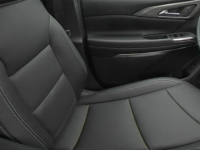 New 2027 Mosaic Black Metallic Chevrolet LT image 37