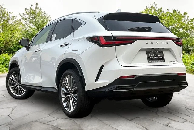 New 2026 White Lexus 350 Luxury image 3