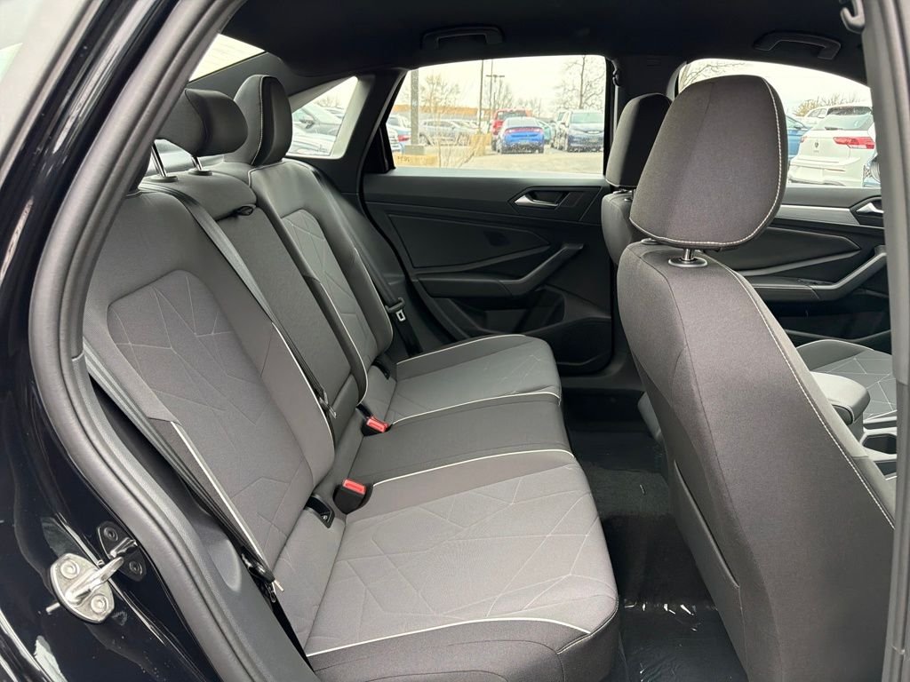 New 2026  Volkswagen 1.5T Sport image 32