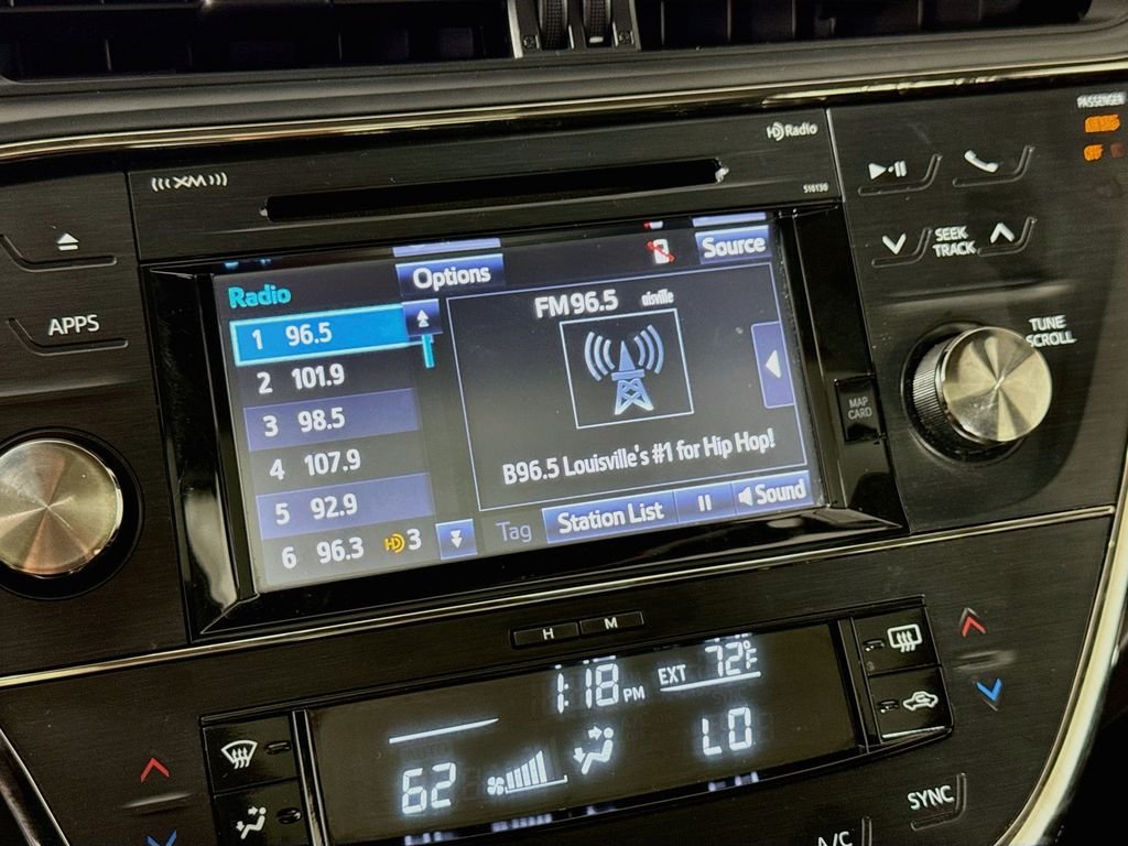 Used 2018 Magnetic Gray Metallic Toyota Hybrid XLE Premium image 14