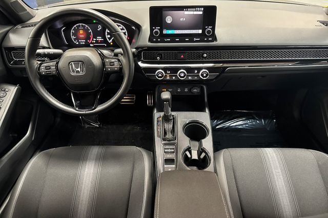 Used 2025 Meteorite Gray Metallic Honda Sport image 16