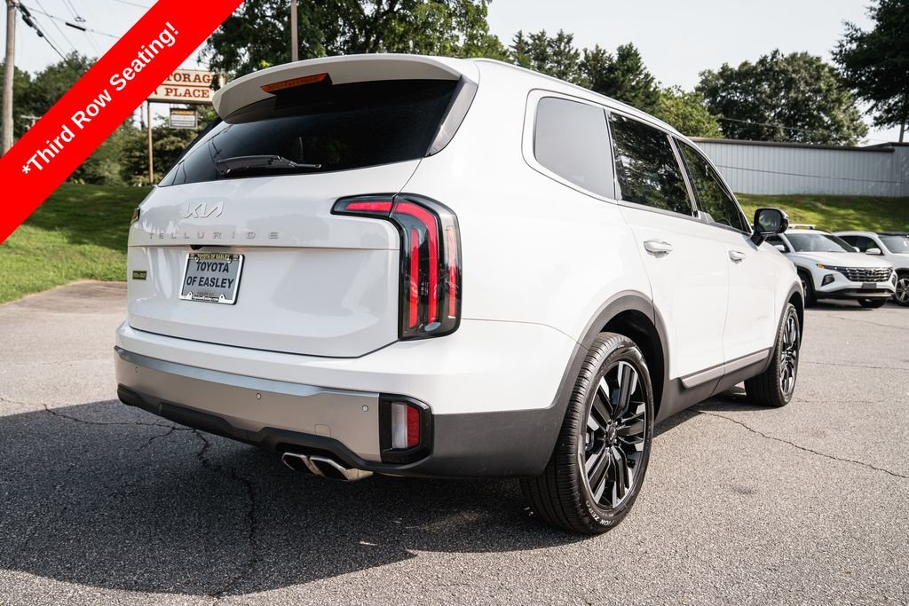 Used 2025 White Pearl Kia SX image 8