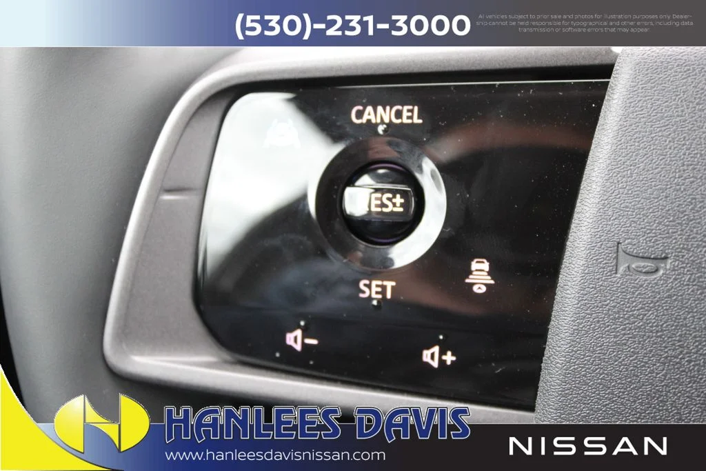 New 2026 White Nissan PLATINUM+ image 29