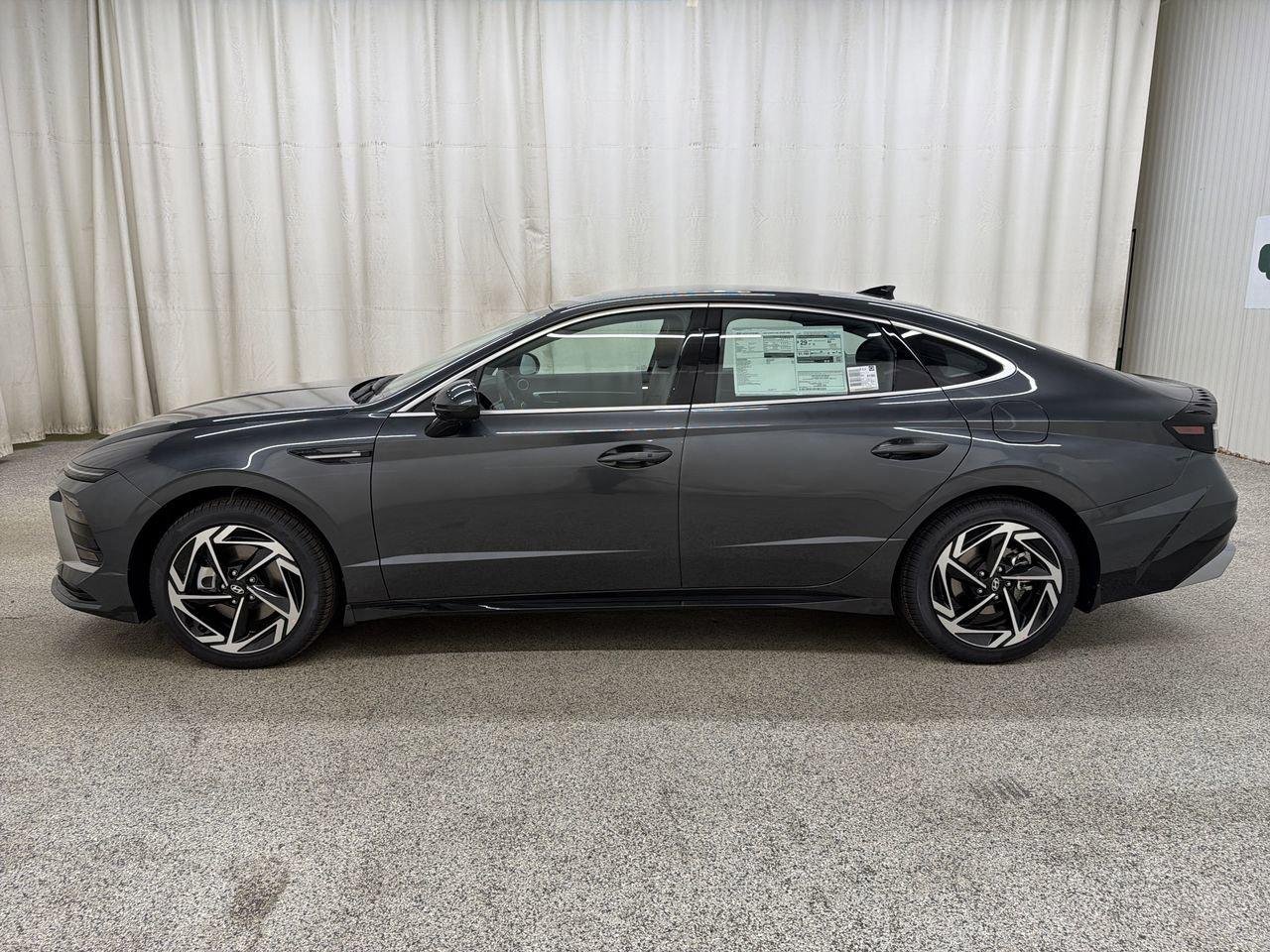 New 2026 Portofino Gray Hyundai SEL Sport image 6