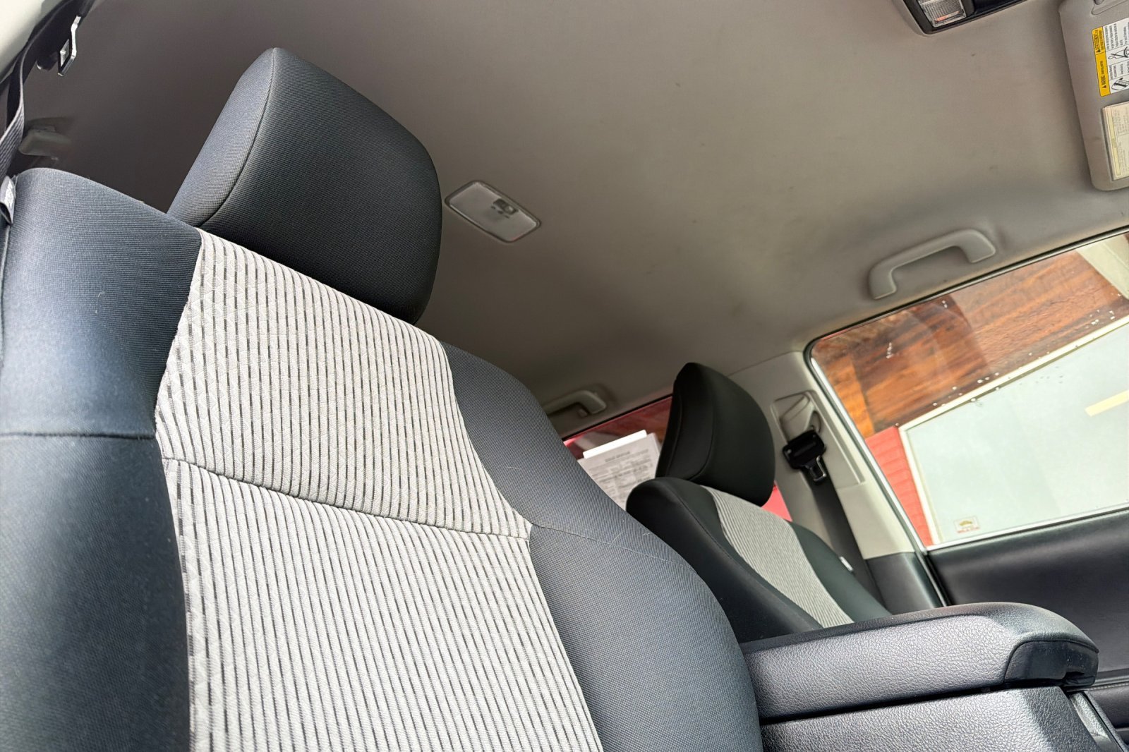 Used 2017 Silver Toyota SR5 image 15
