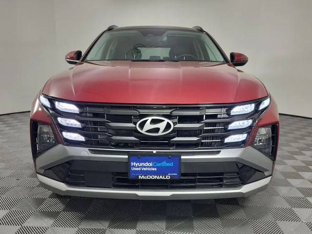 Used 2025 Red Hyundai SEL Convenience image 7