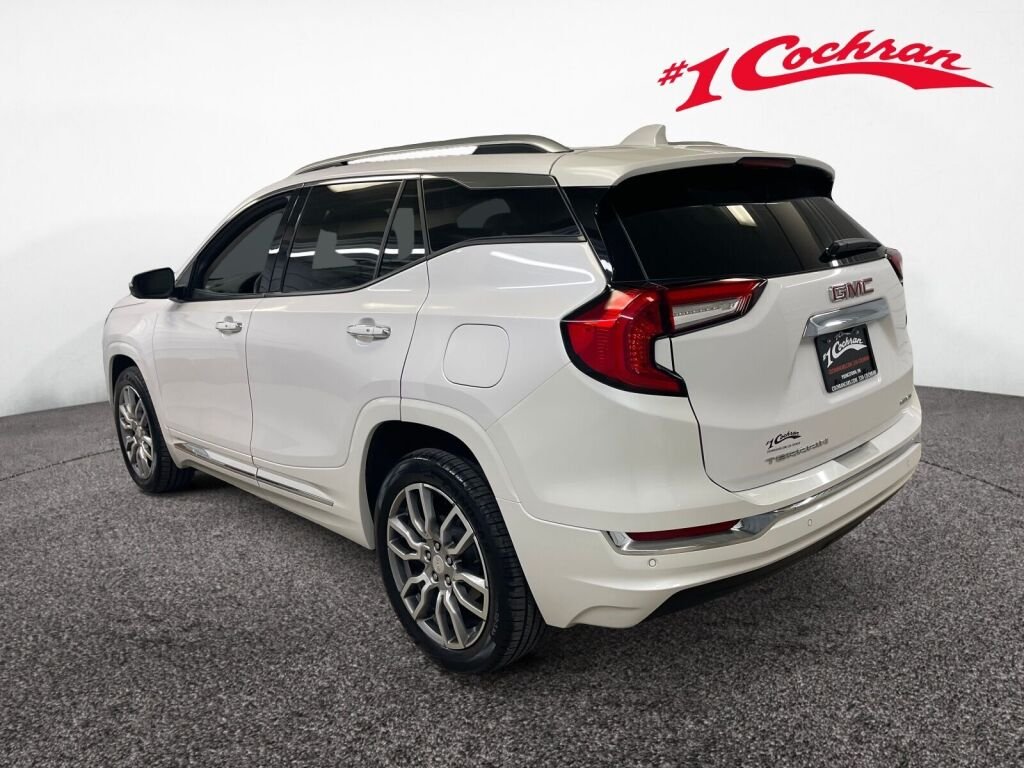 2023 GMC Terrain Denali - Photo 24