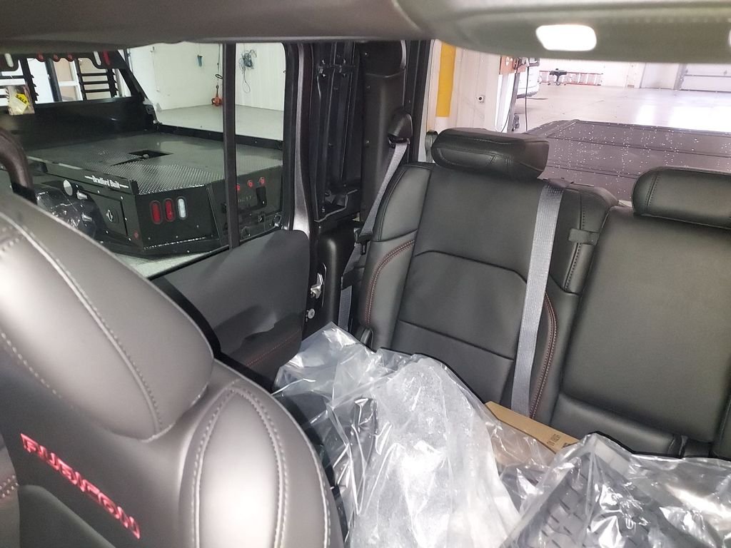 New 2026 Granite Crystal Metallic Clear-Coat Exterior Paint Jeep Shadow Ops image 12