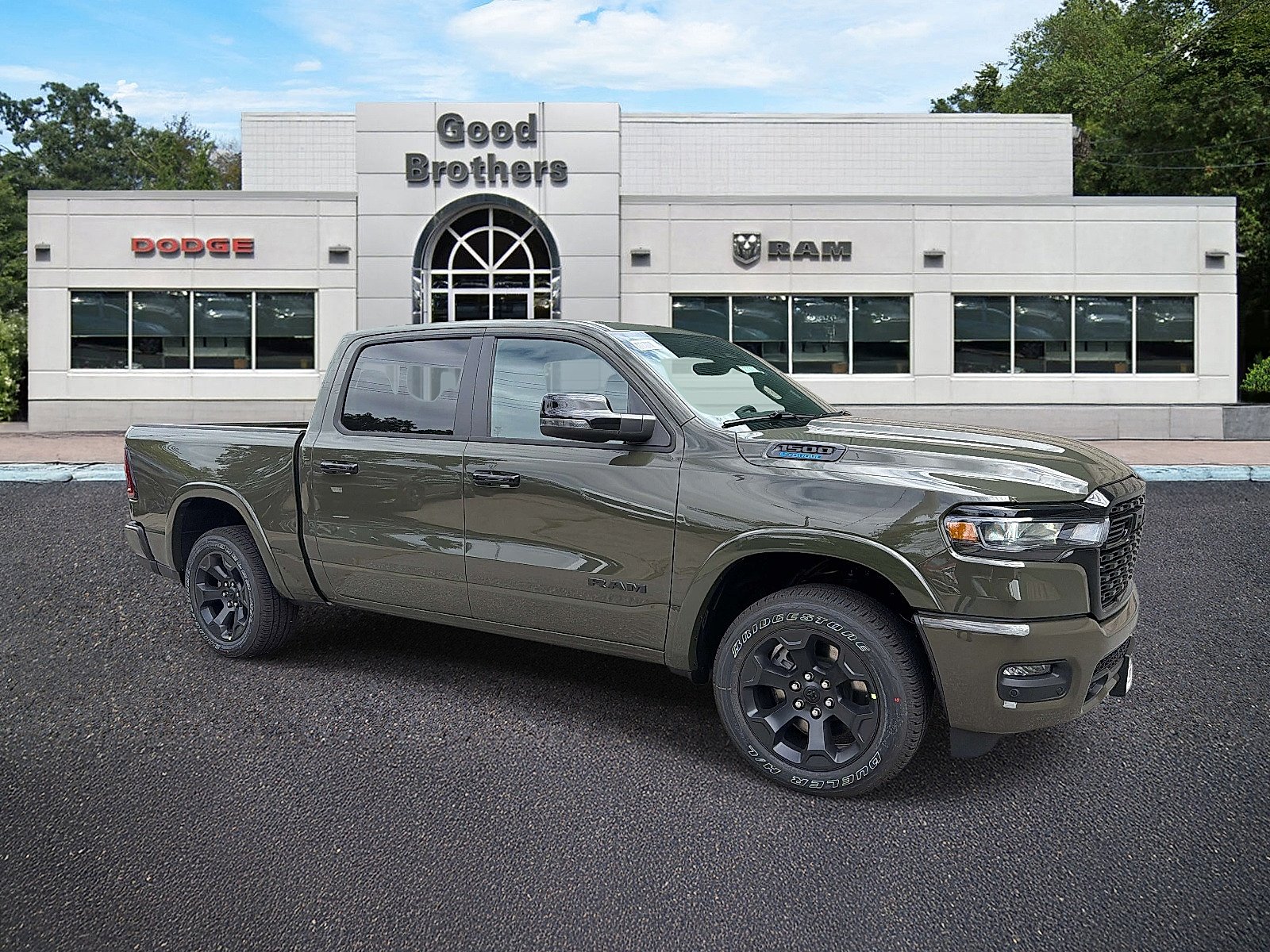 New 2027 Tank Exterior Paint RAM Big Horn Crew Cab 4x4 5
