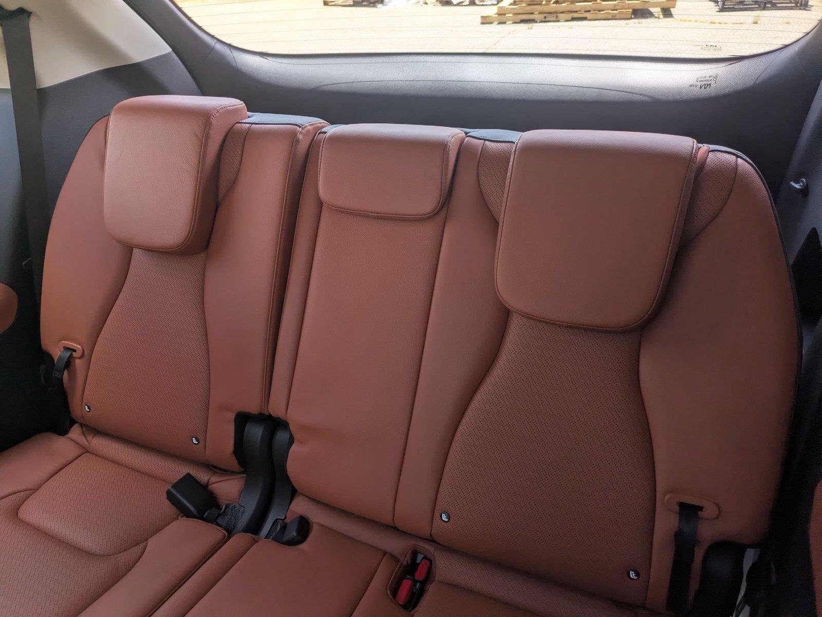 Used 2025 Aurora Black Pearl Kia SX Prestige image 27