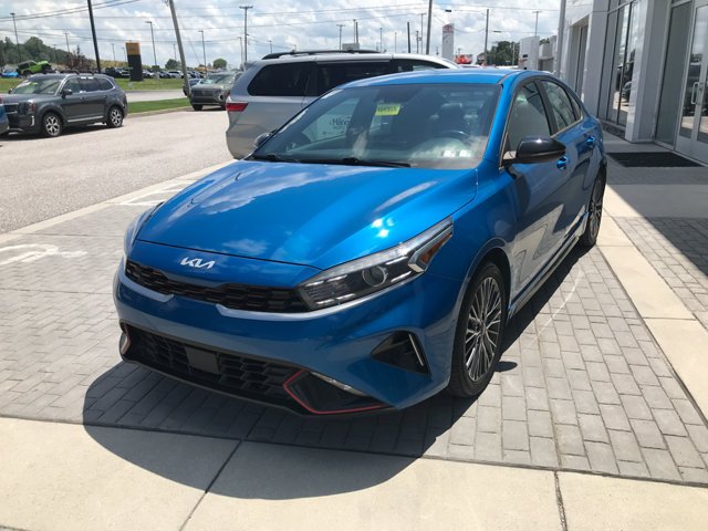 Used 2023 Sporty Blue Kia GT-Line image 4
