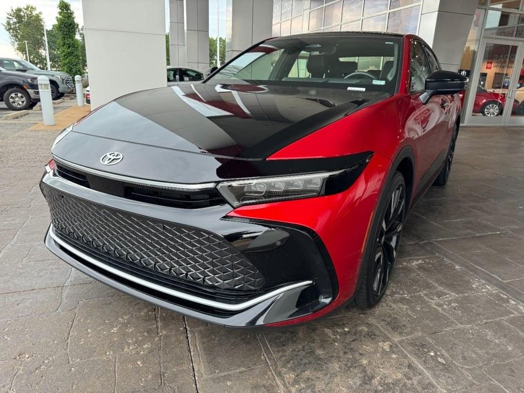 Used 2025 Red Toyota Platinum image 9