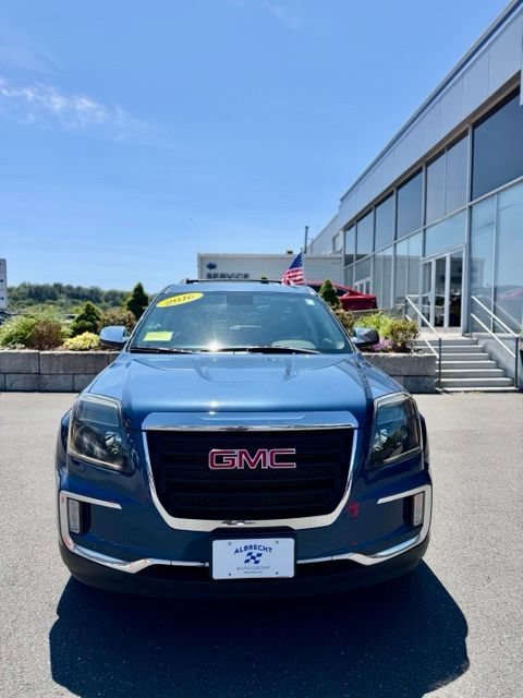Used 2016 GMC Terrain SLE-2 with VIN 2GKFLTE33G6197466 for sale in Wakefield, MA