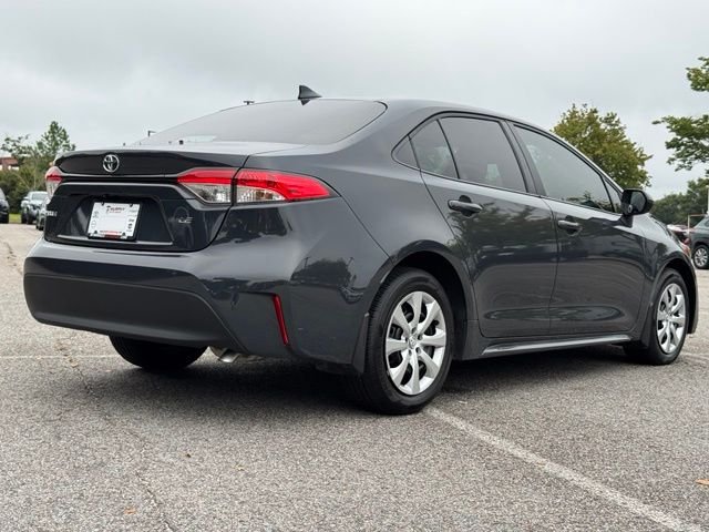 Used 2026  Toyota LE image 9