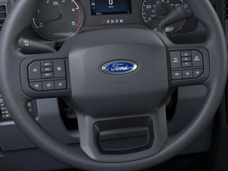 2026 Ford F-350 Super Duty Chassis Cab XLT - Photo 12
