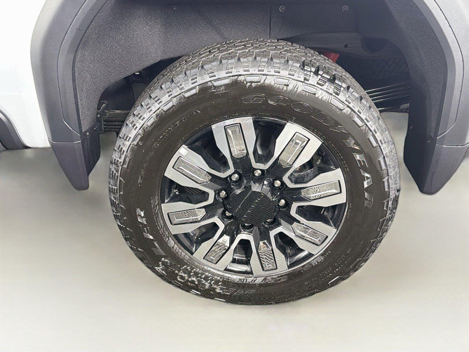 2026 GMC Sierra 2500HD Denali - Photo 36