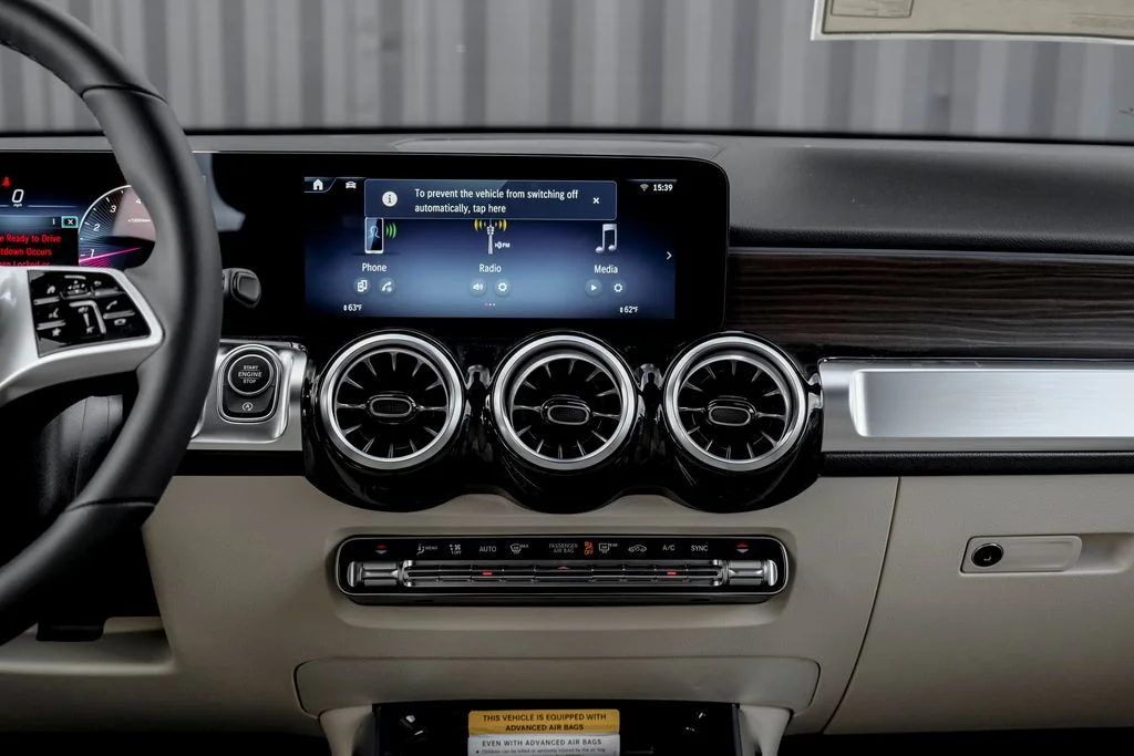 New 2026 Night Black Mercedes-Benz GLB 250 image 19