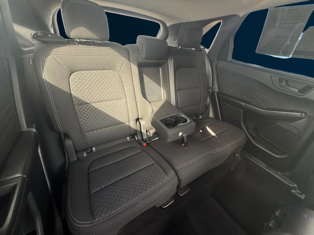 Used 2023 Silver Ford Active image 18