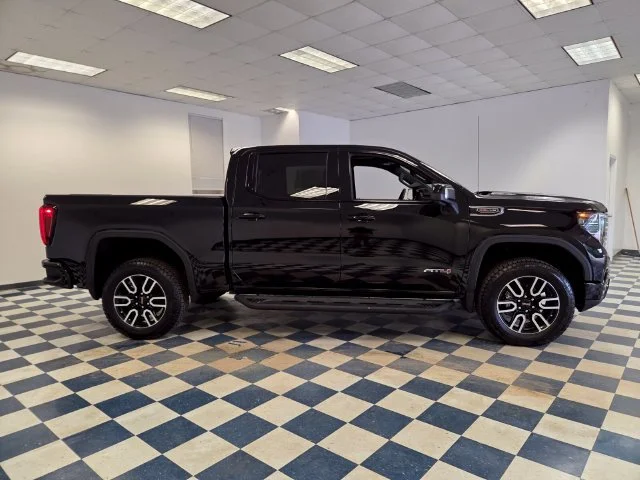 New 2026 Onyx Black GMC AT4 image 9