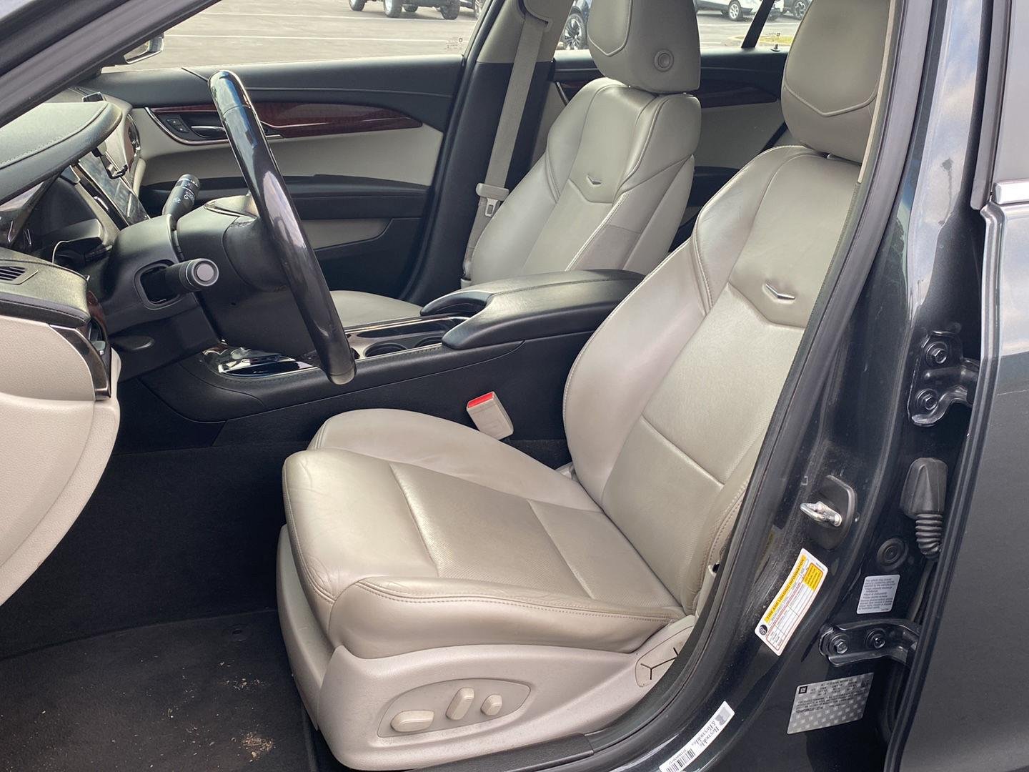 Used 2018 Phantom Gray Metallic Cadillac Luxury AWD image 2