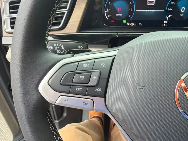 New 2026 Gray Volkswagen 2.0T SE w/Technology image 27