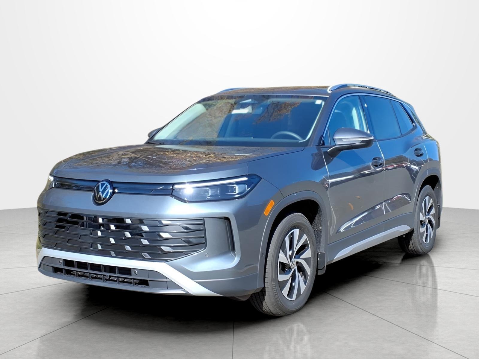 New 2026 Platinum Gray Metallic Volkswagen S image 1