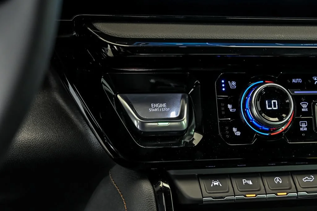 2026 GMC Sierra 1500 AT4 - Photo 15