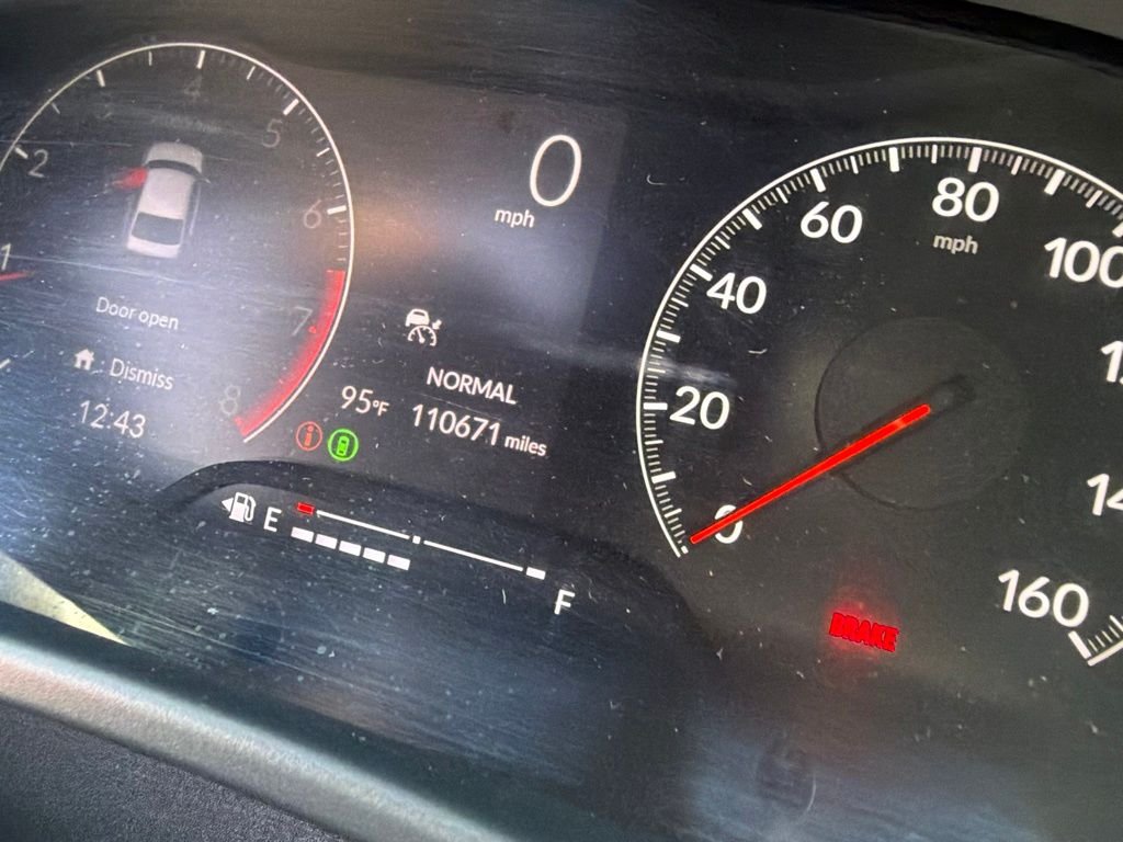 Used 2022 Platinum White Pearl Honda Si image 8