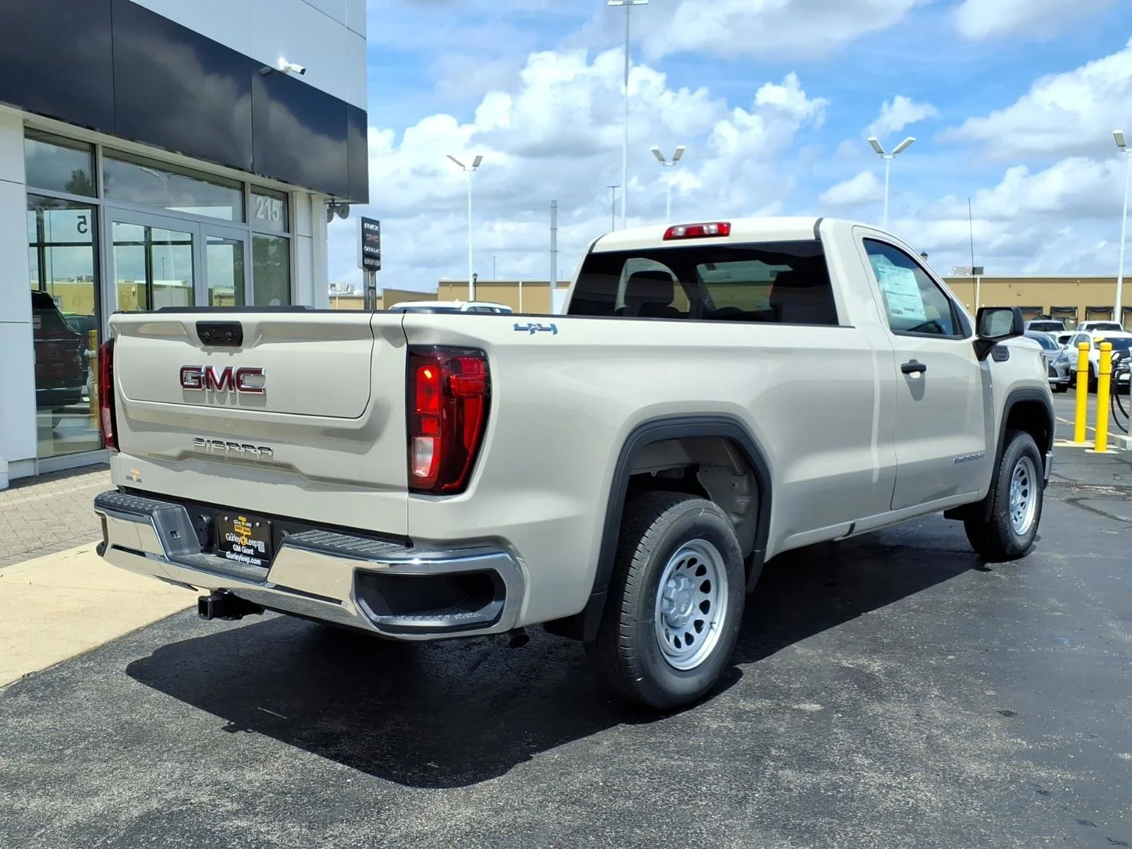 2026 GMC Sierra 1500 Pro - Photo 7