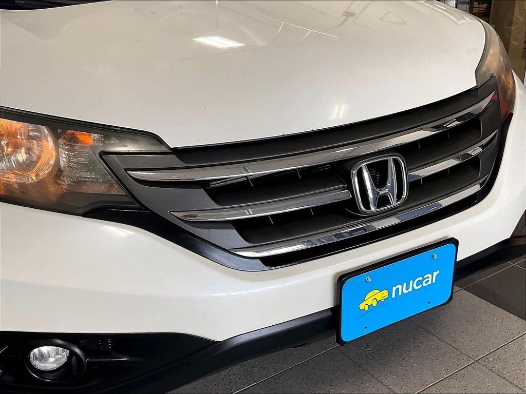 Used 2013 White Honda EX-L image 31