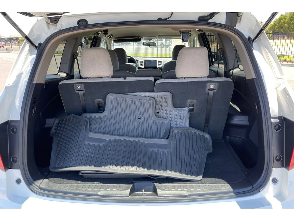 Certified Used 2018 White Diamond Pearl Honda EX image 17