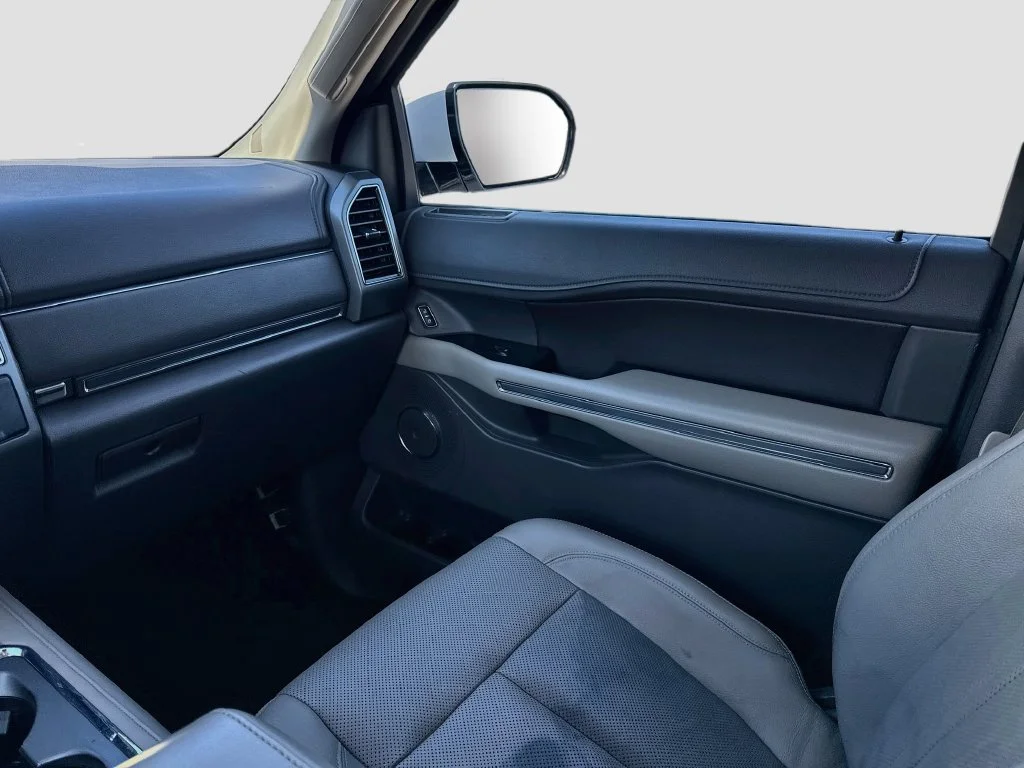 Used 2018 White Ford XLT image 27