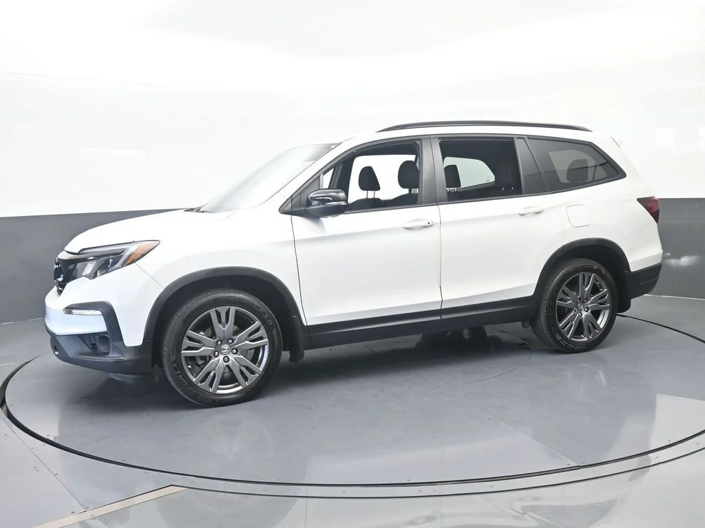 Used 2022 Platinum White Pearl Honda Sport image 2