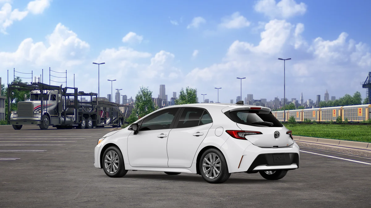 New 2026 Ice Cap Toyota SE image 18