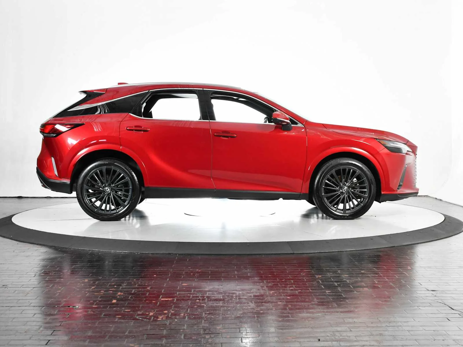 Certified Used 2025 MATADOR RED MICA Lexus Premium image 8