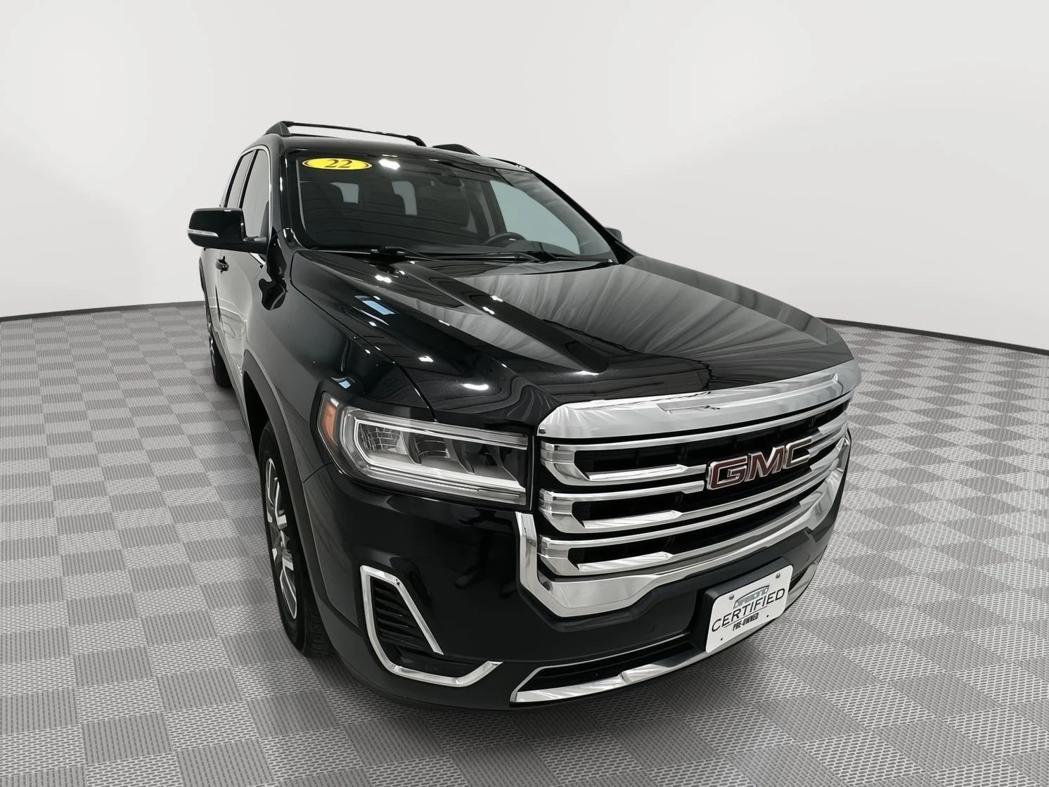 Used 2022 Ebony Twilight Metallic GMC SLE image 7