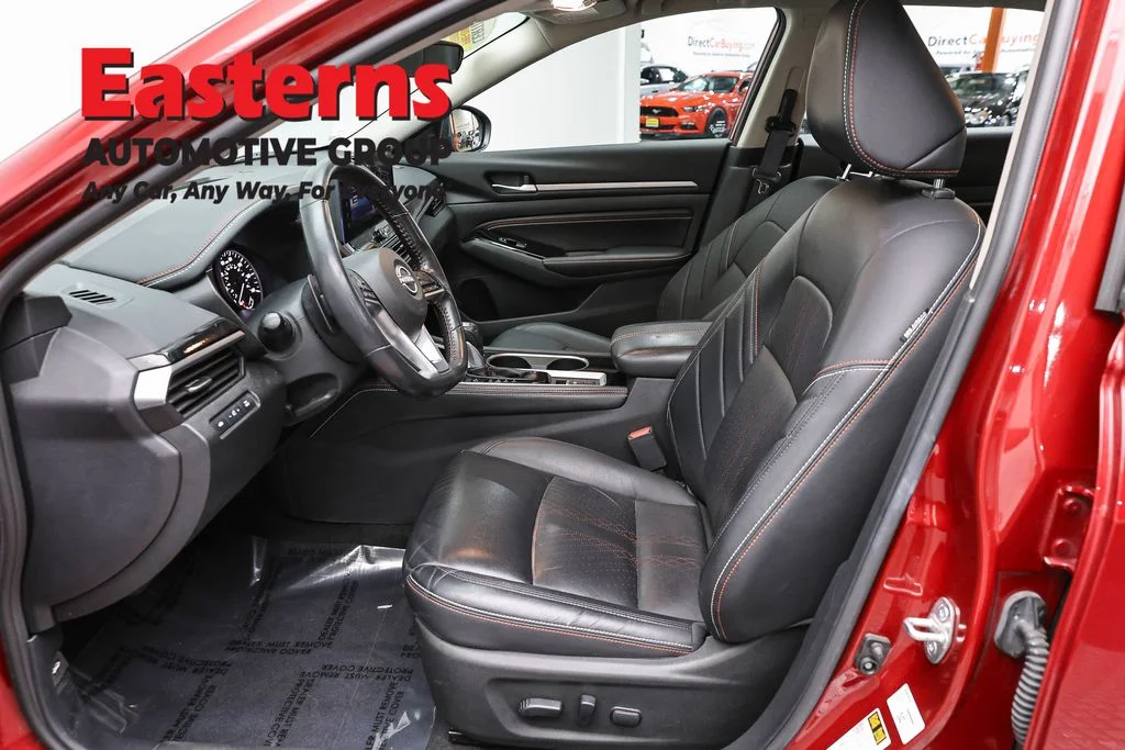 Used 2023 Red Nissan 2.5 SR image 14