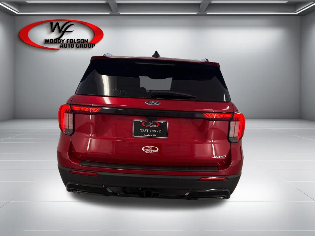 New 2026 Rapid Red Metallic Tinted Clearcoat Ford ST-Line image 7
