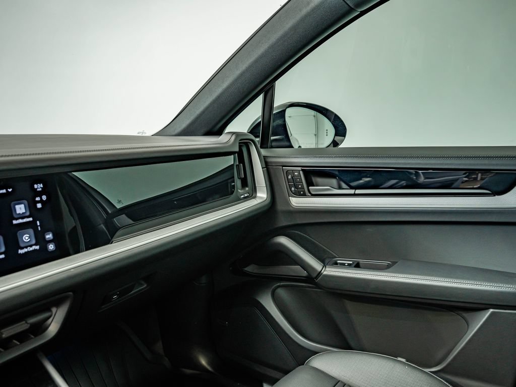 2025 Porsche Cayenne Coup E-Hybrid - Photo 32