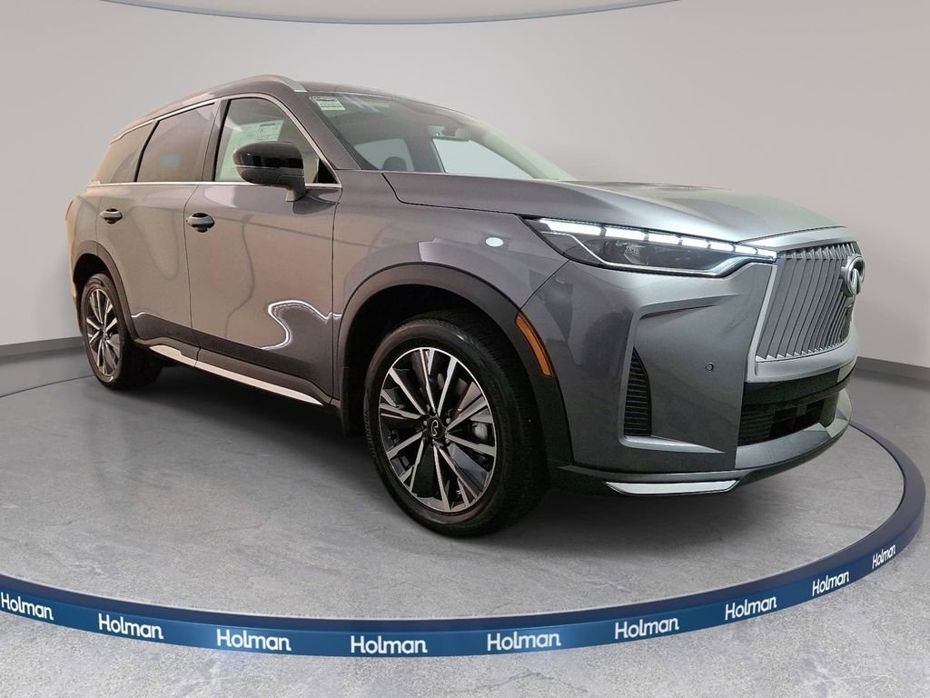 Certified Used 2026 Graphite Shadow INFINITI LUXE image 3